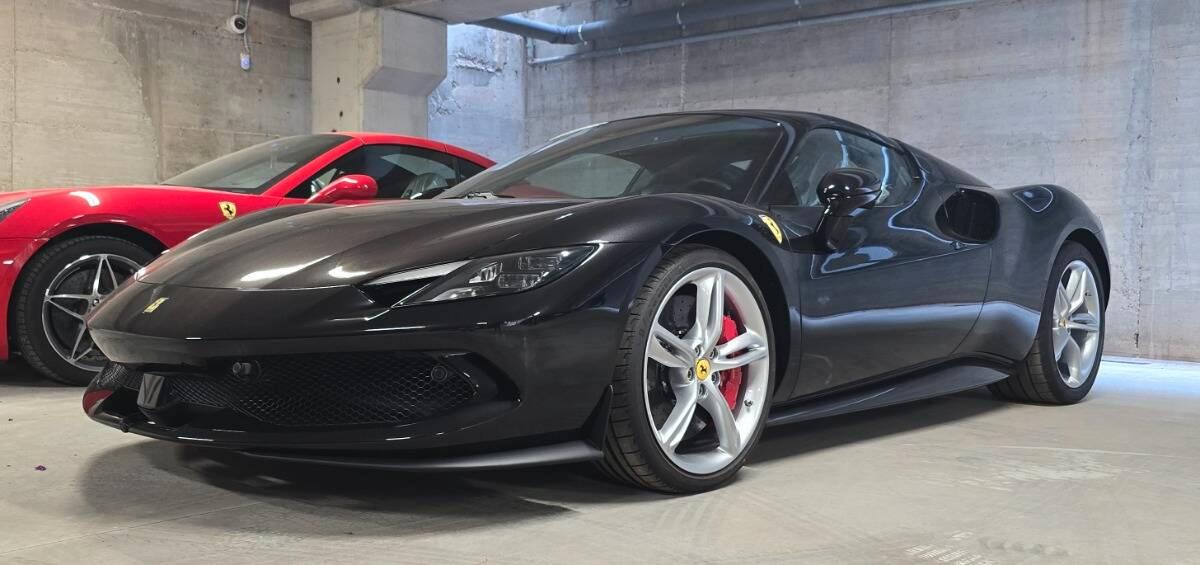 Ferrari 296 GTS *NUOVA - DEMO EXTRACAMPIONARIO *