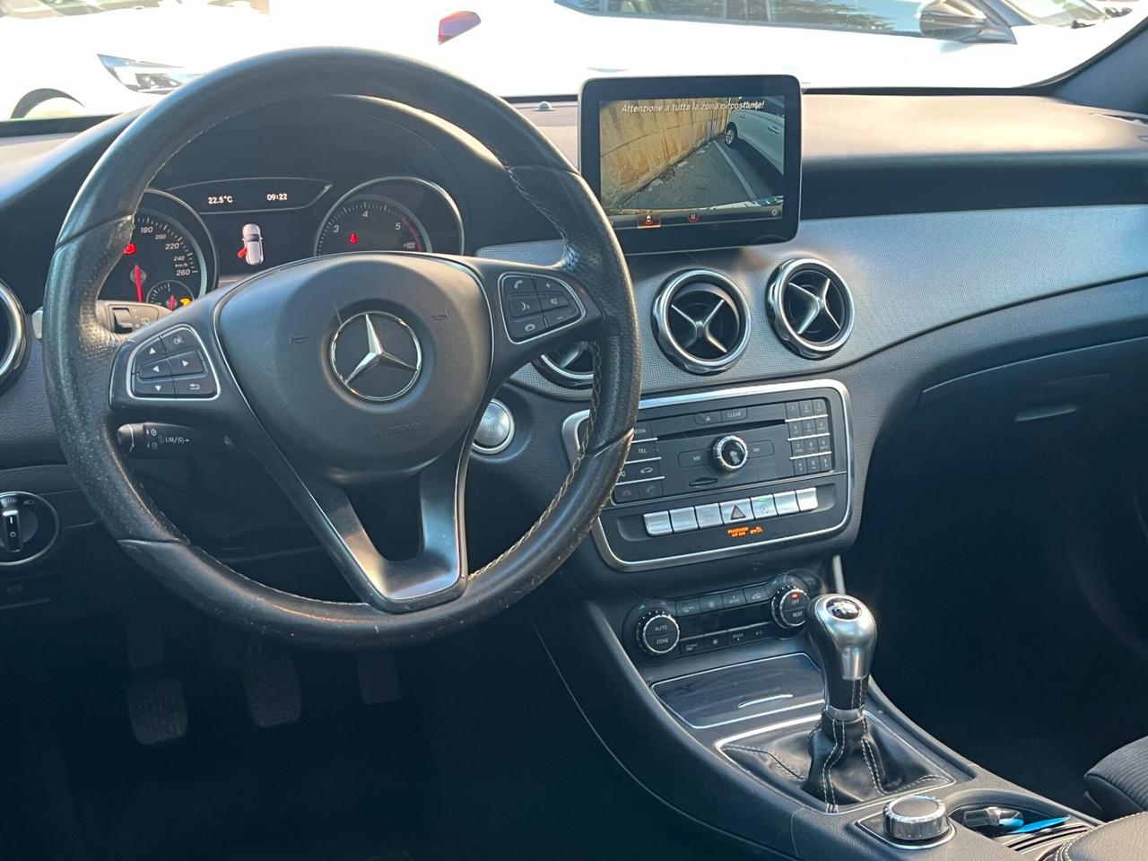 Mercedes-benz GLA 200 d Automatic Premium
