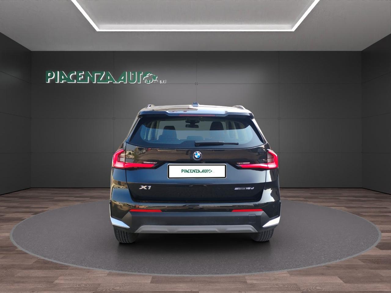 BMW X1 sdrive18d X-Line auto.NAVI.TELECAMERA.LED.SEDILI RISCALDATI
