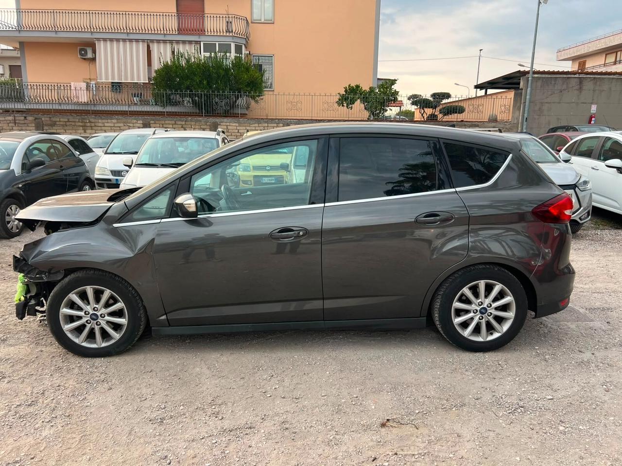 Ford C-Max 1.6 120CV GPL Titanium