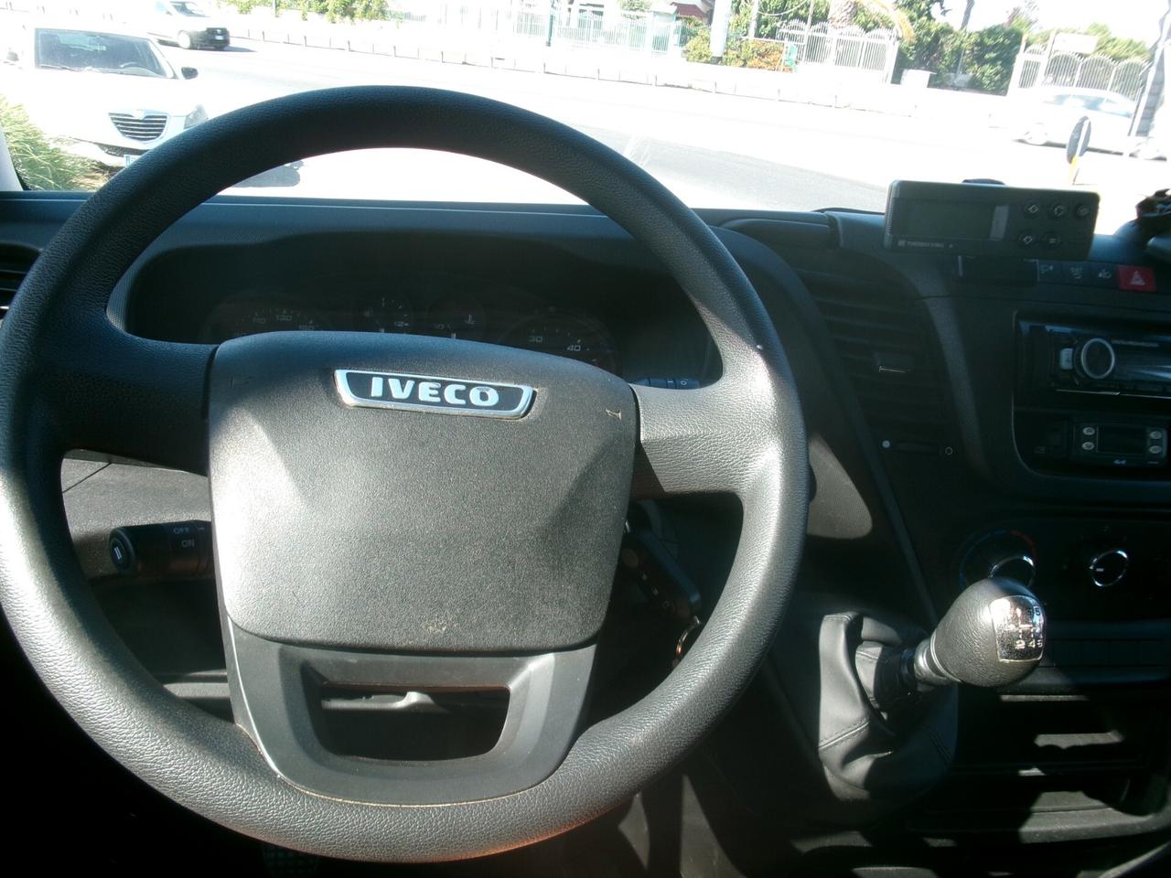 Iveco Daily 35C15 3000 150CV E6 FRIGO ATP FRCX -20° 01/2027 6 PEDANE
