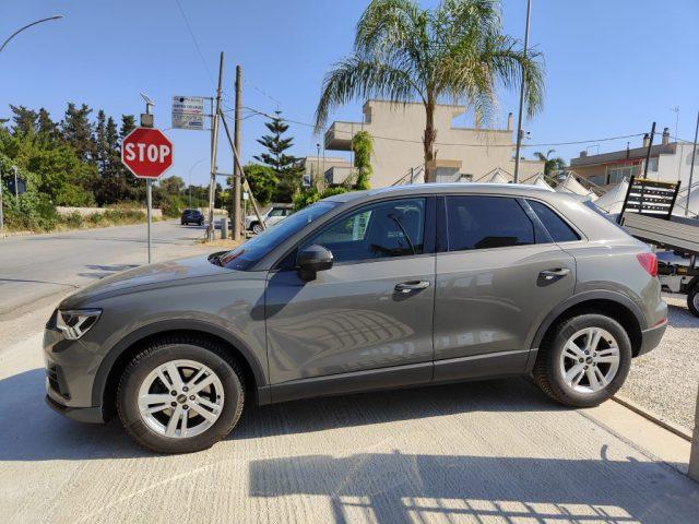 AUDI Q3 35 TDI S tronic Business