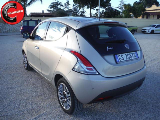 LANCIA Ypsilon 0.9 TwinAir 85 CV 5 porte S&S Gold