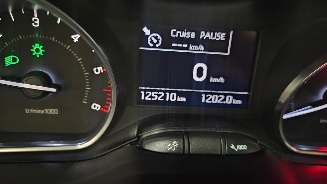 Peugeot 208 BlueHDi 75 5 porte Allure