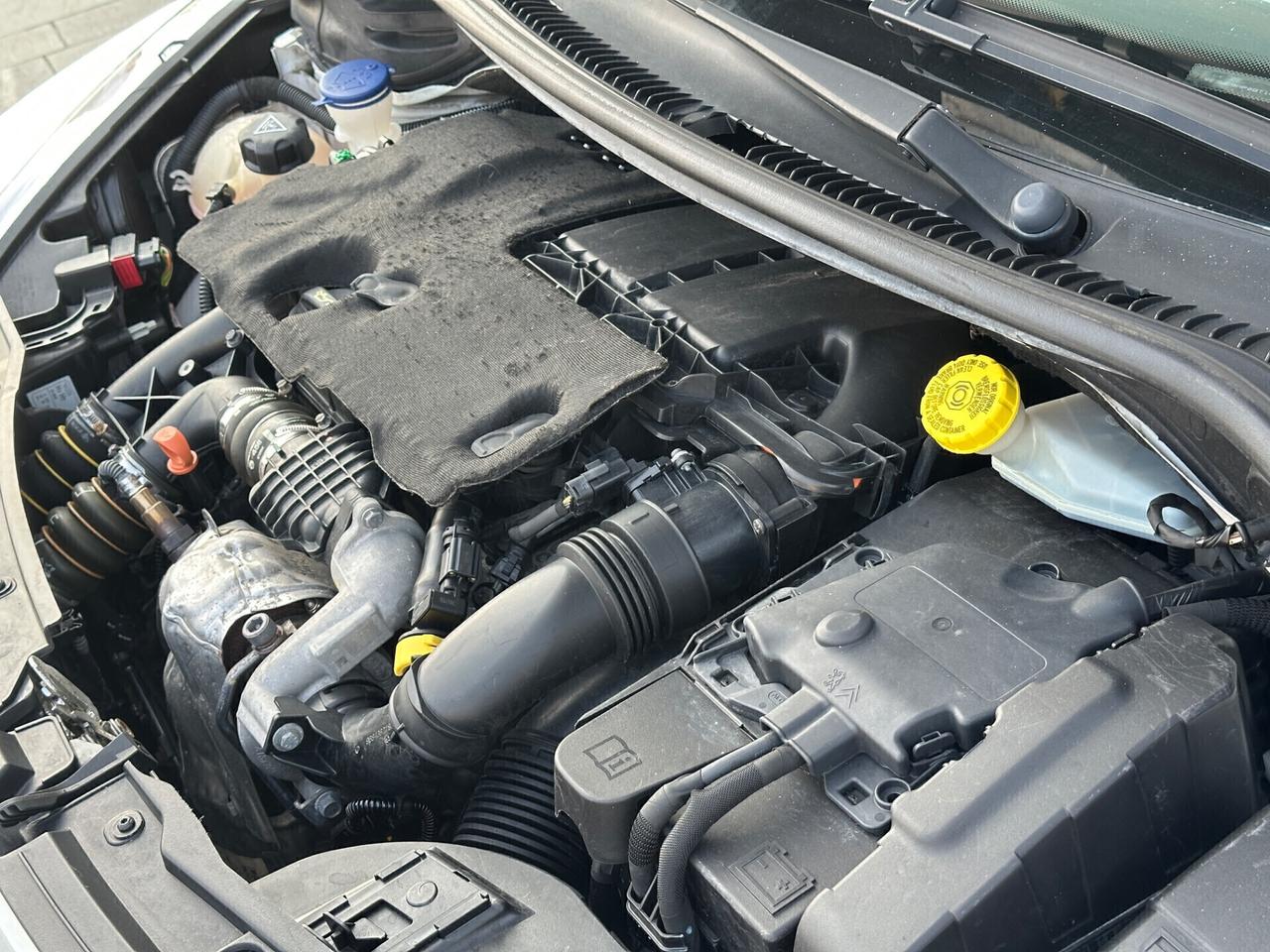 Peugeot 207 1.6 8V HDi 93CV 5p. Sweet Years