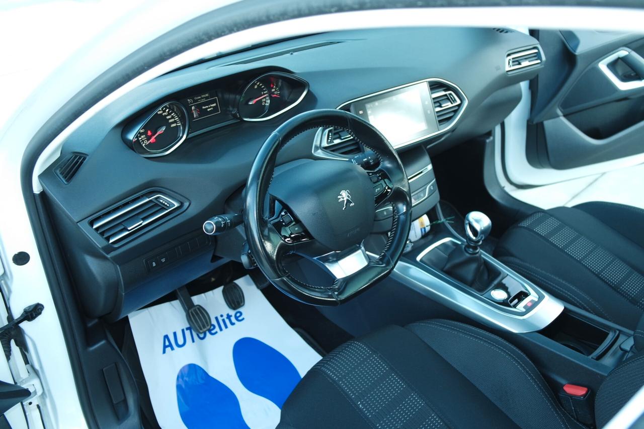Peugeot 308 BlueHDi 120 S&S Allure