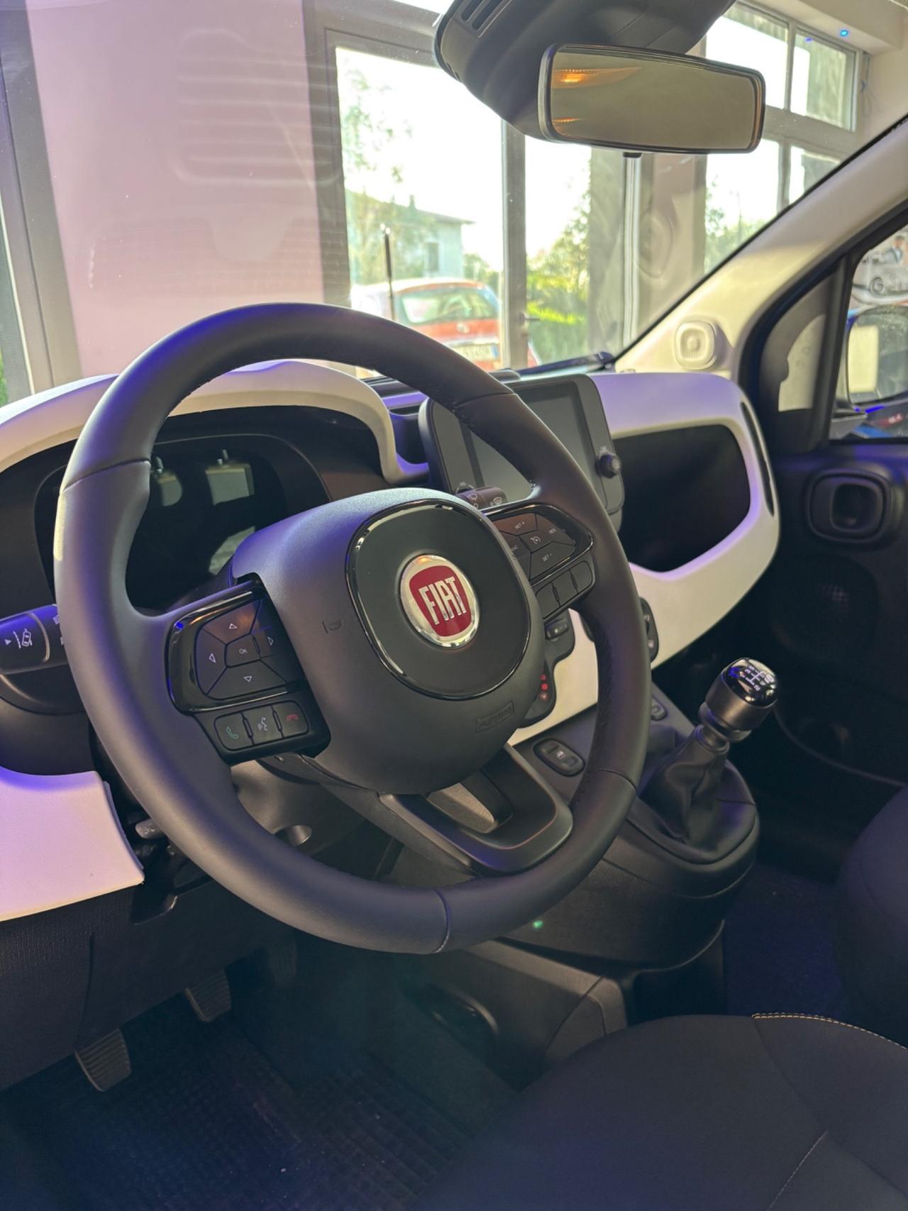Fiat Panda 1.0 FireFly S&S Hybrid Pandina