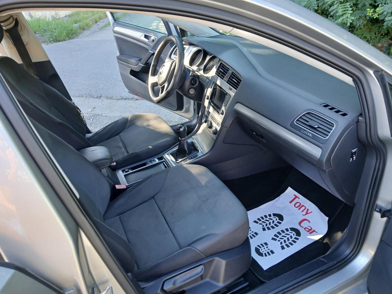 Volkswagen Golf 1.6 TDI 5p. Highline BlueMotion