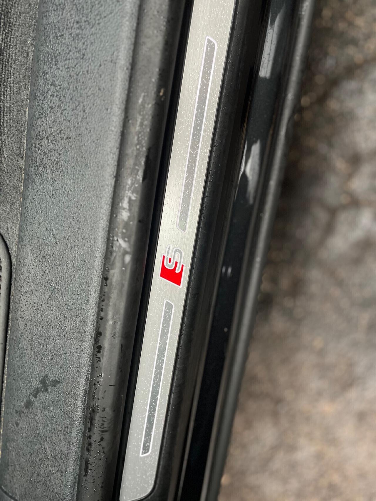 Audi Q8 55 TFSI quattro tiptronic