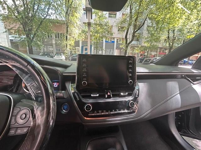 Toyota Corolla 1.8 Hybrid Active