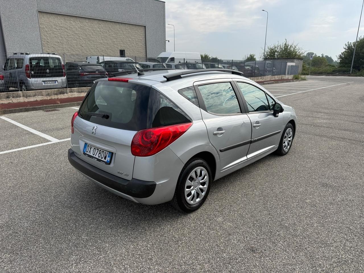 Peugeot 207 1.4 VTi 95CV SW XS Ciel