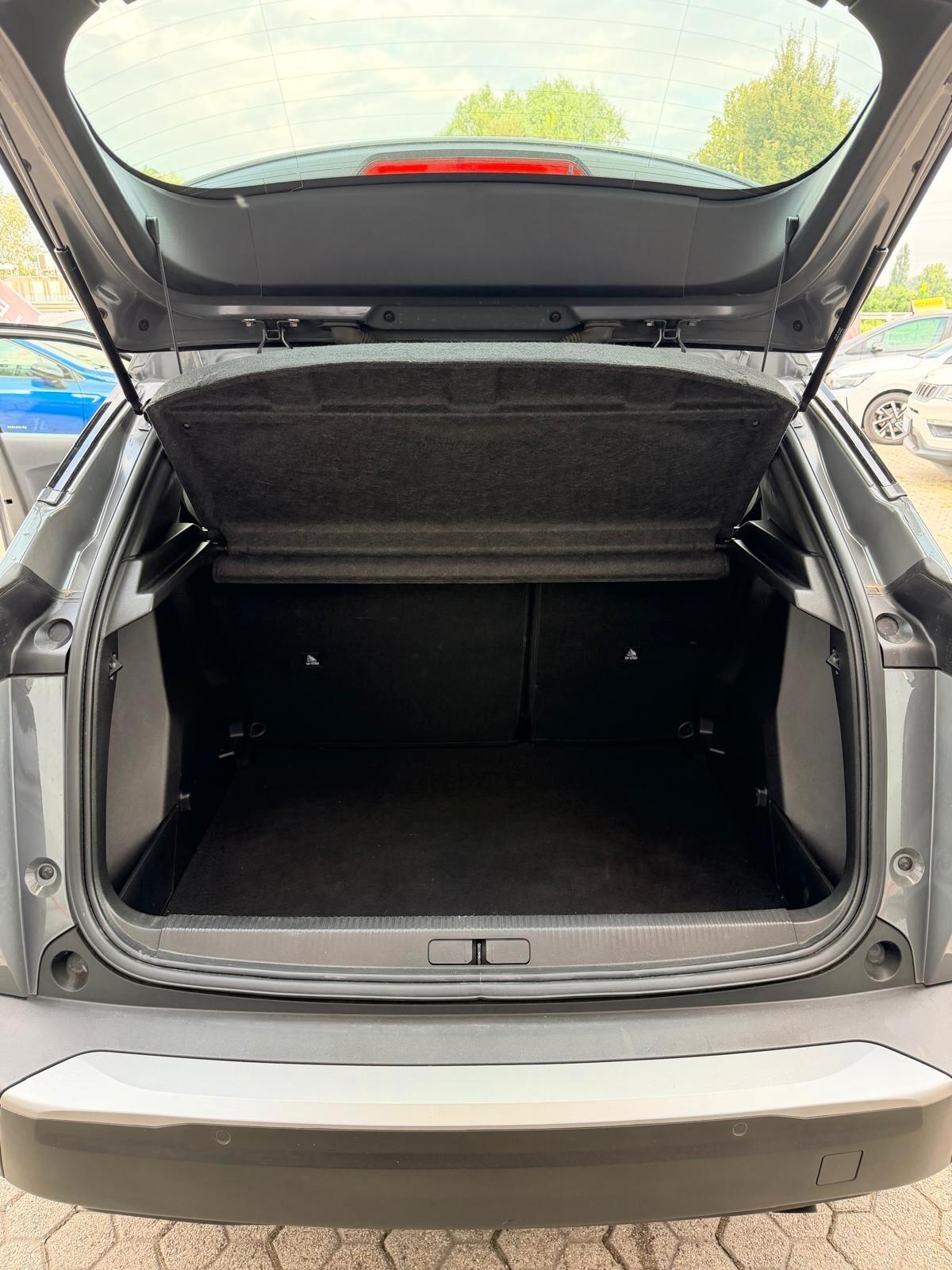 Peugeot 2008 PureTech 100 S&S Allure