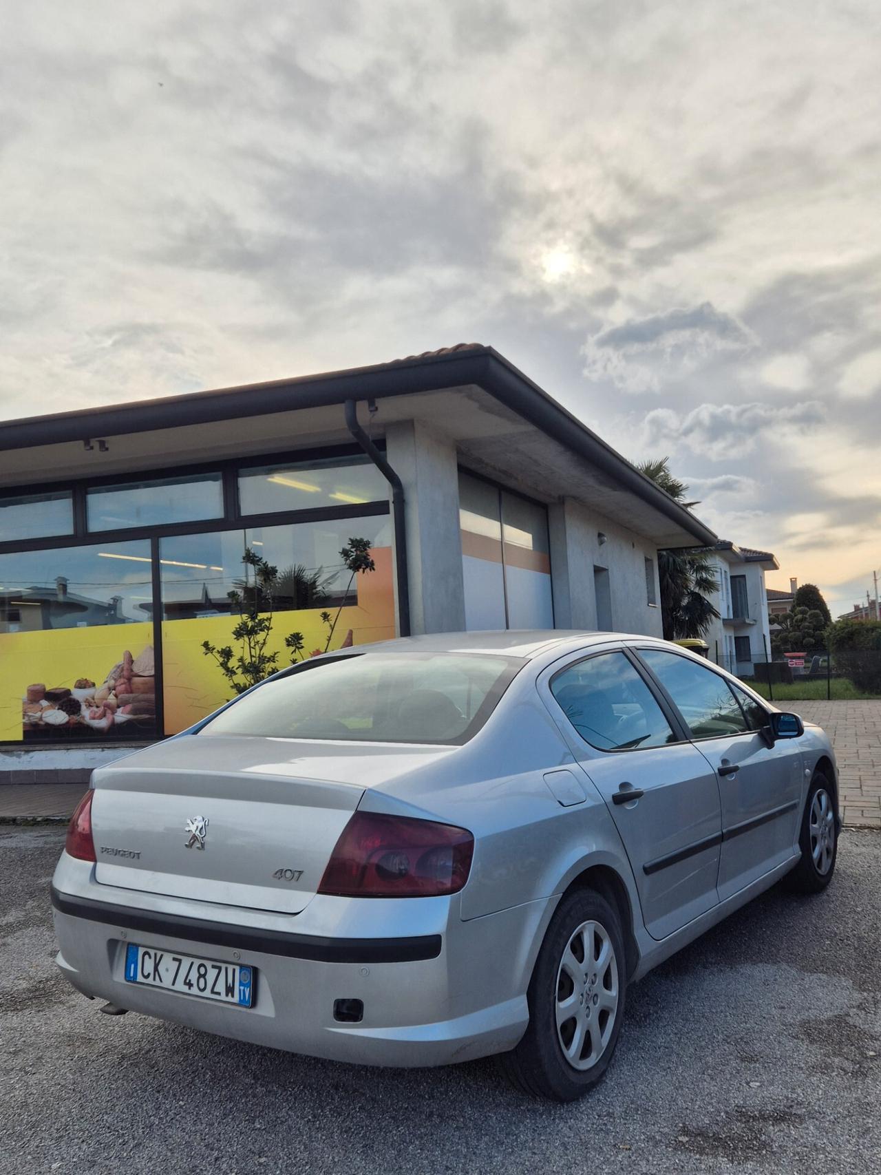 Peugeot 407 1.6 HDi Confort