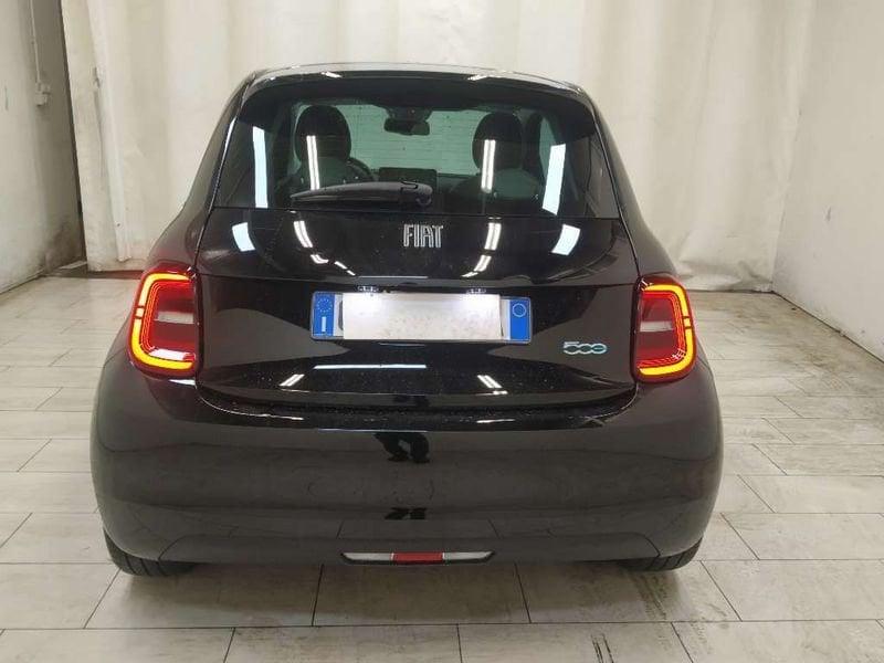 FIAT 500e 42 kWh La Prima