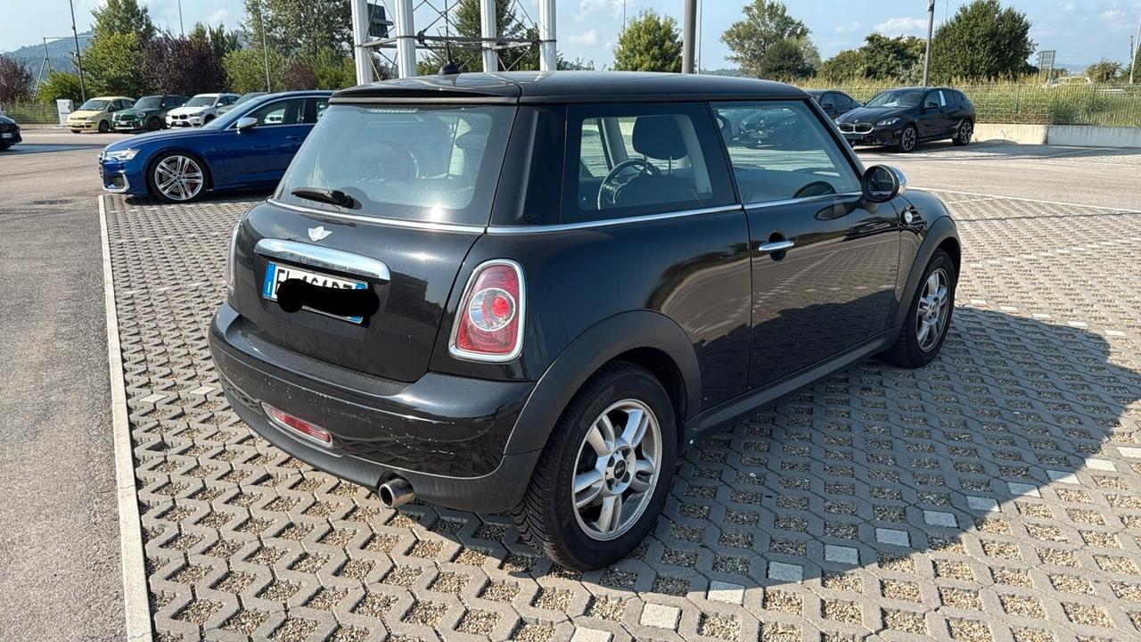 Mini 1.6 16V One (55kW)