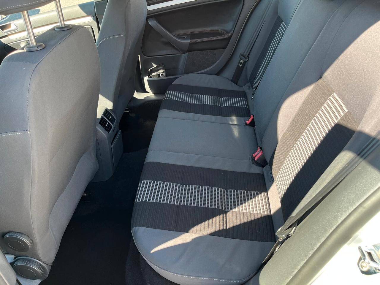 Volkswagen Golf 1.6 5p. Comfortline