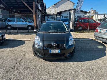 Toyota Yaris 1.0 5 porte Sol