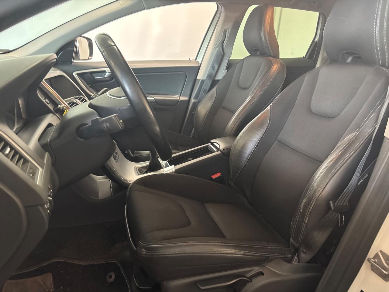 Volvo XC60 D3 R-design *STORICO VOLVO*MANUALE
