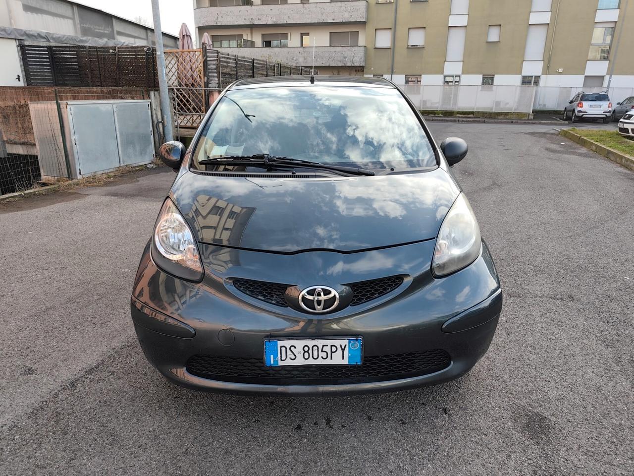 Toyota Aygo 1.0 Benz 5 porte euro 4