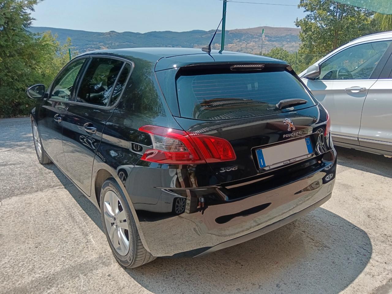Peugeot 308 1.6 BLUEHDI 120CV NUOVISSIMA