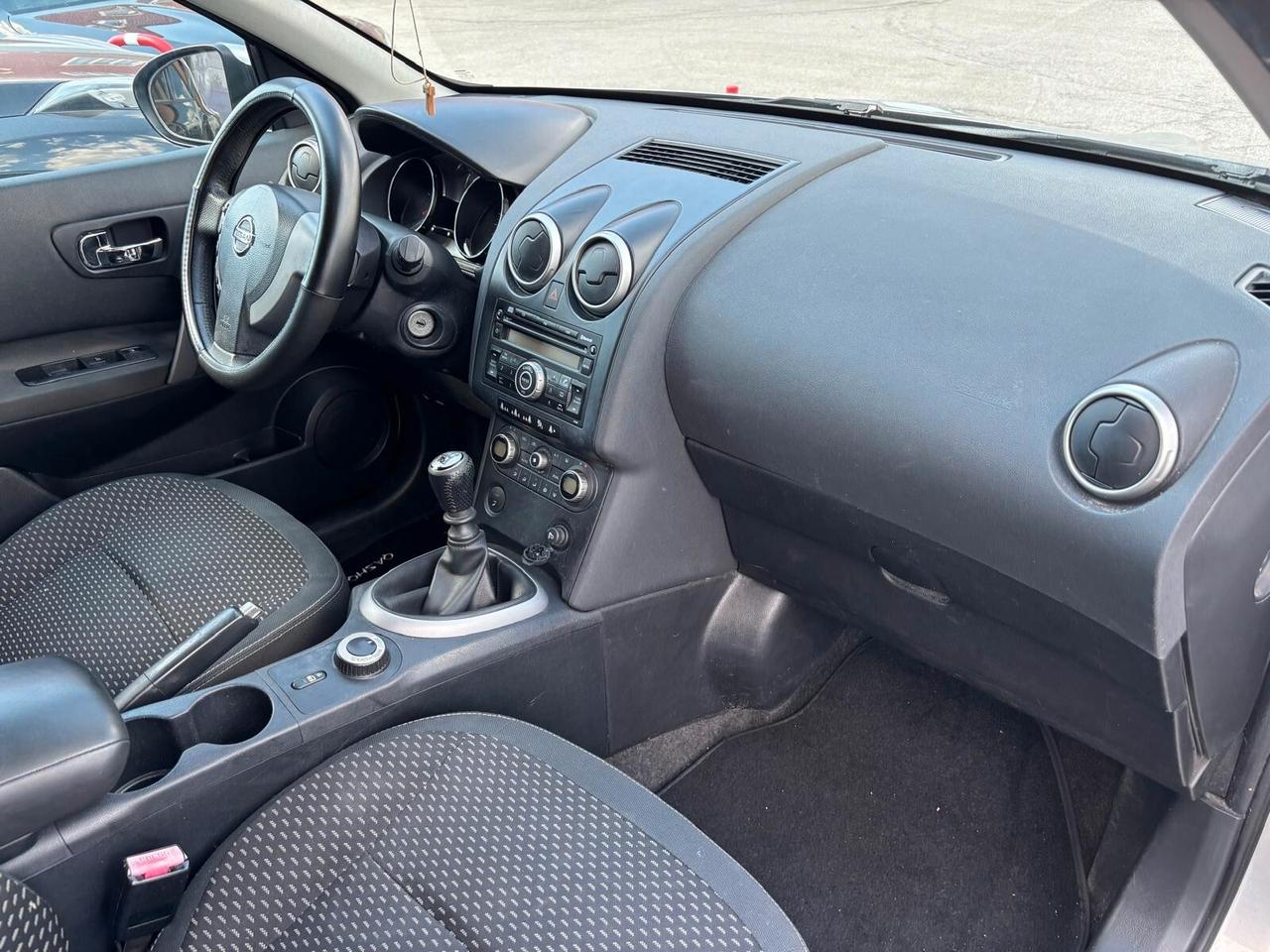 Nissan Qashqai 2.0 dCi DPF 4WD Tekna