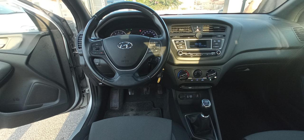 Hyundai i20 GPL CASA MADRE - 1 PROPRIETARIO!