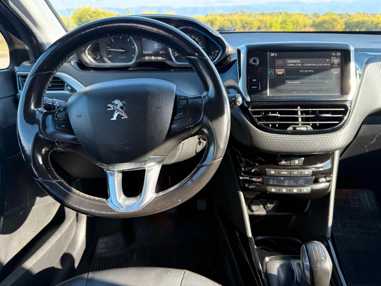 Peugeot 2008 BlueHDi 100 Black Matt
