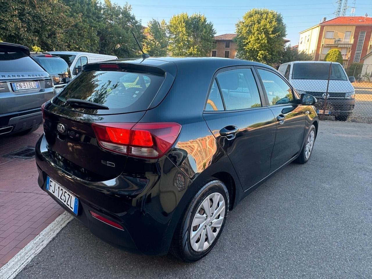 Kia Rio Anno 2017 1.2 Benz/GPL KM 5 PORTE EURO 6