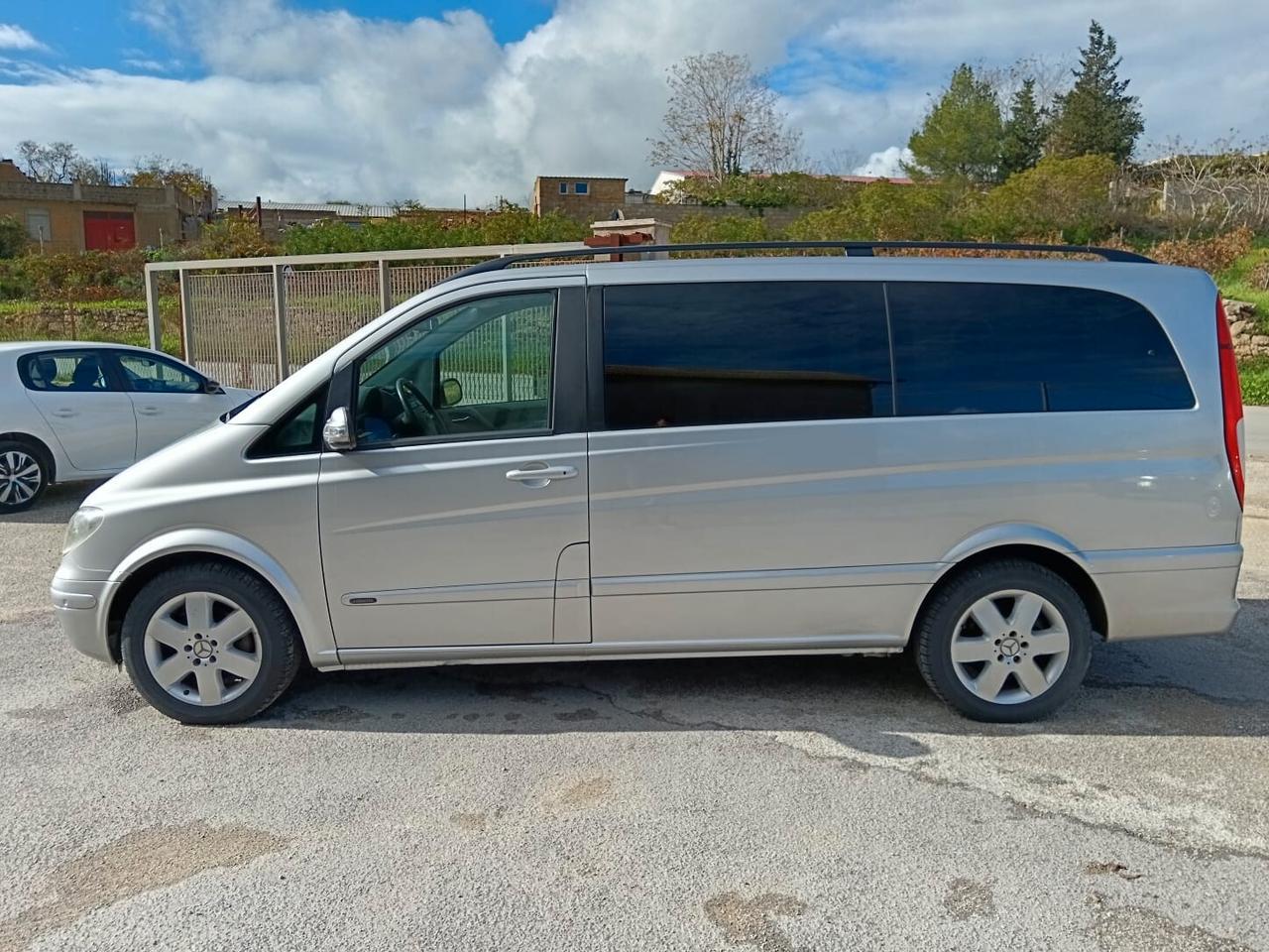 Mercedes-benz Viano 3.0 CDI V6 AMBIENTE Lungo Km Certificati VERNICE NUOVA