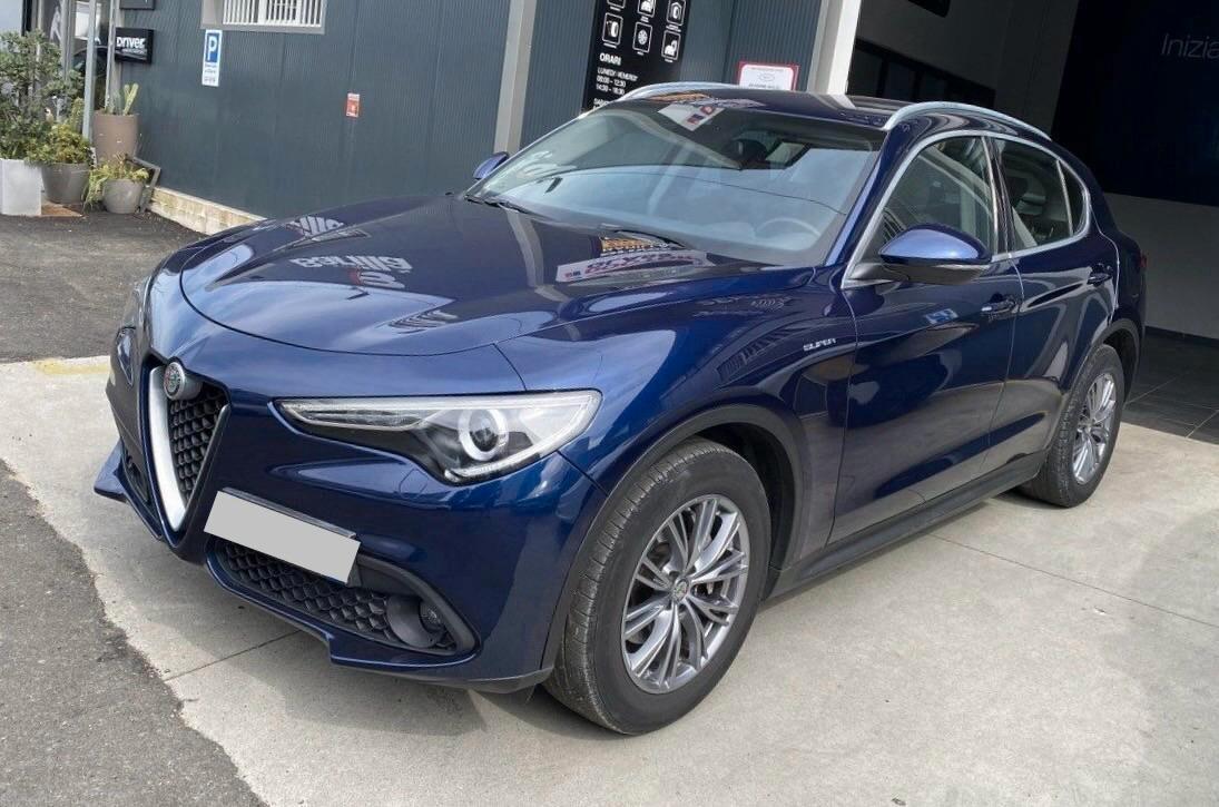 Alfa Stelvio 2.2 160 CV AT8 RWD Super
