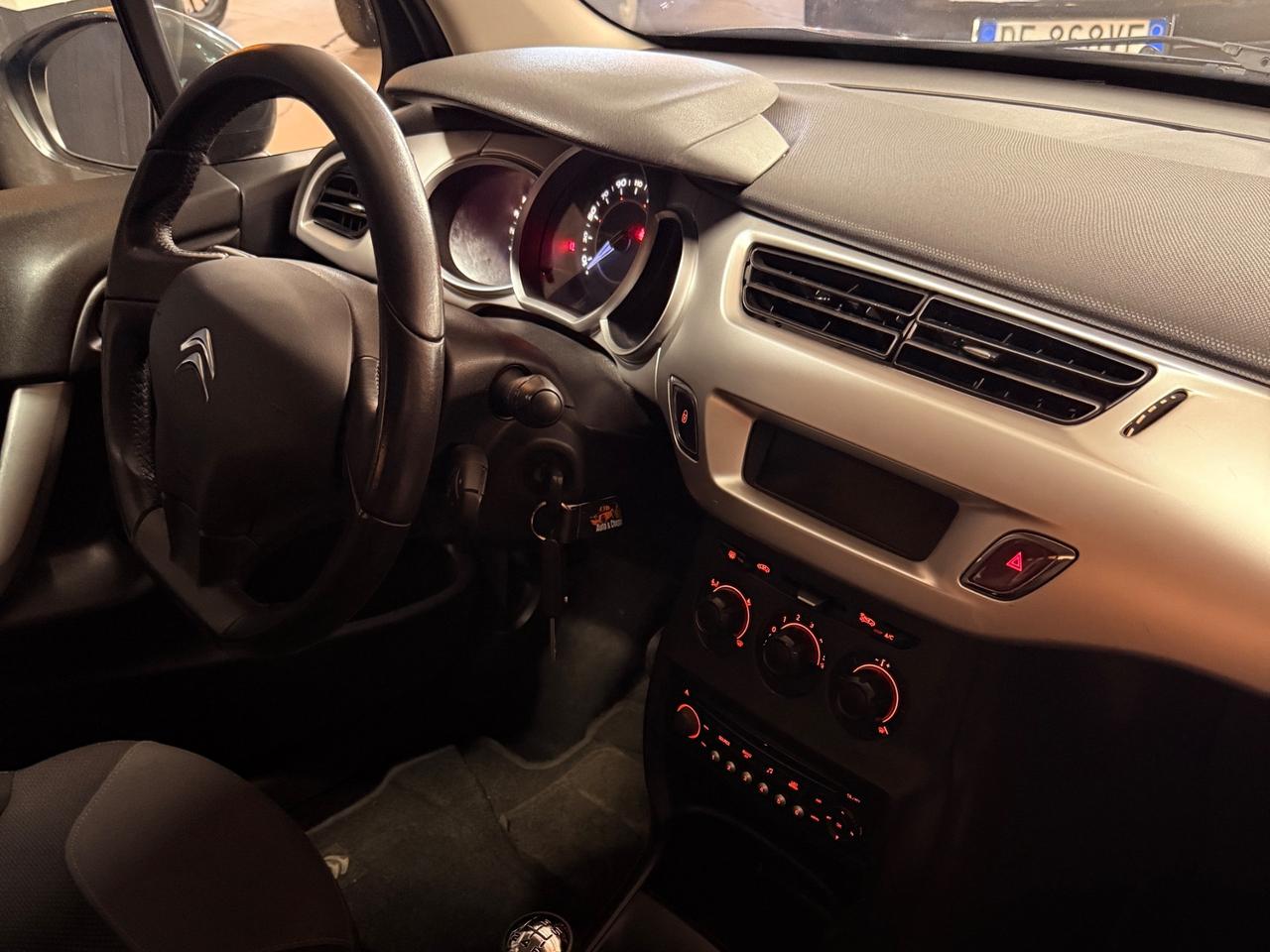 BELLISSIMA CITROËN C3 CON SOLI 73.893 KM