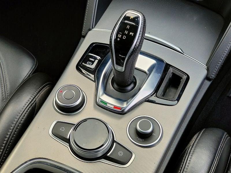 Alfa Romeo Stelvio 2020 2.2 Turbo 210cv Veloce Q4 AT8