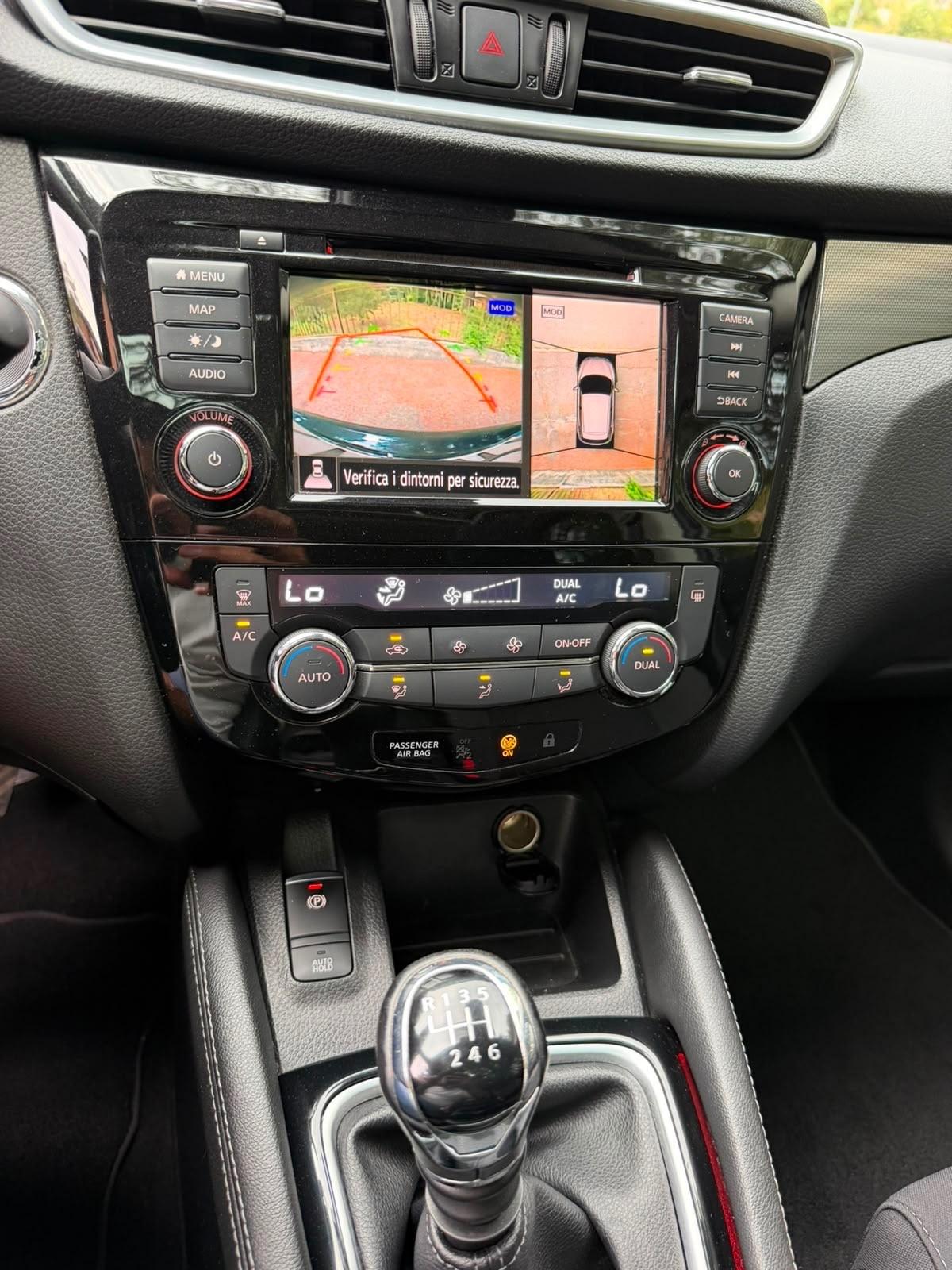 Nissan Qashqai 1.5 dCi N-Connecta