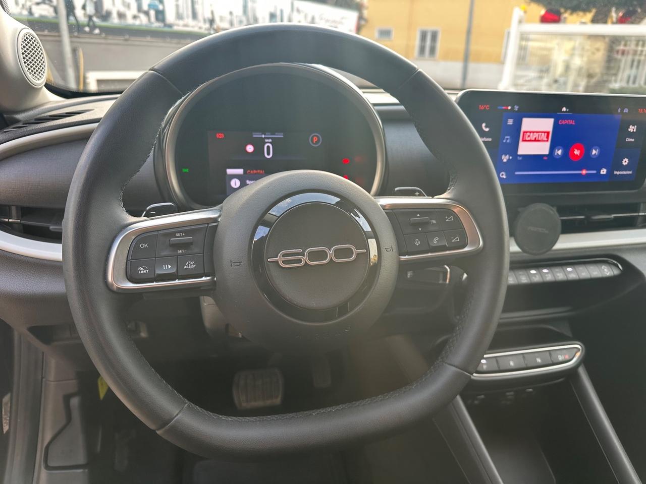 Fiat 600 Hybrid 100 CV DCT MHEV