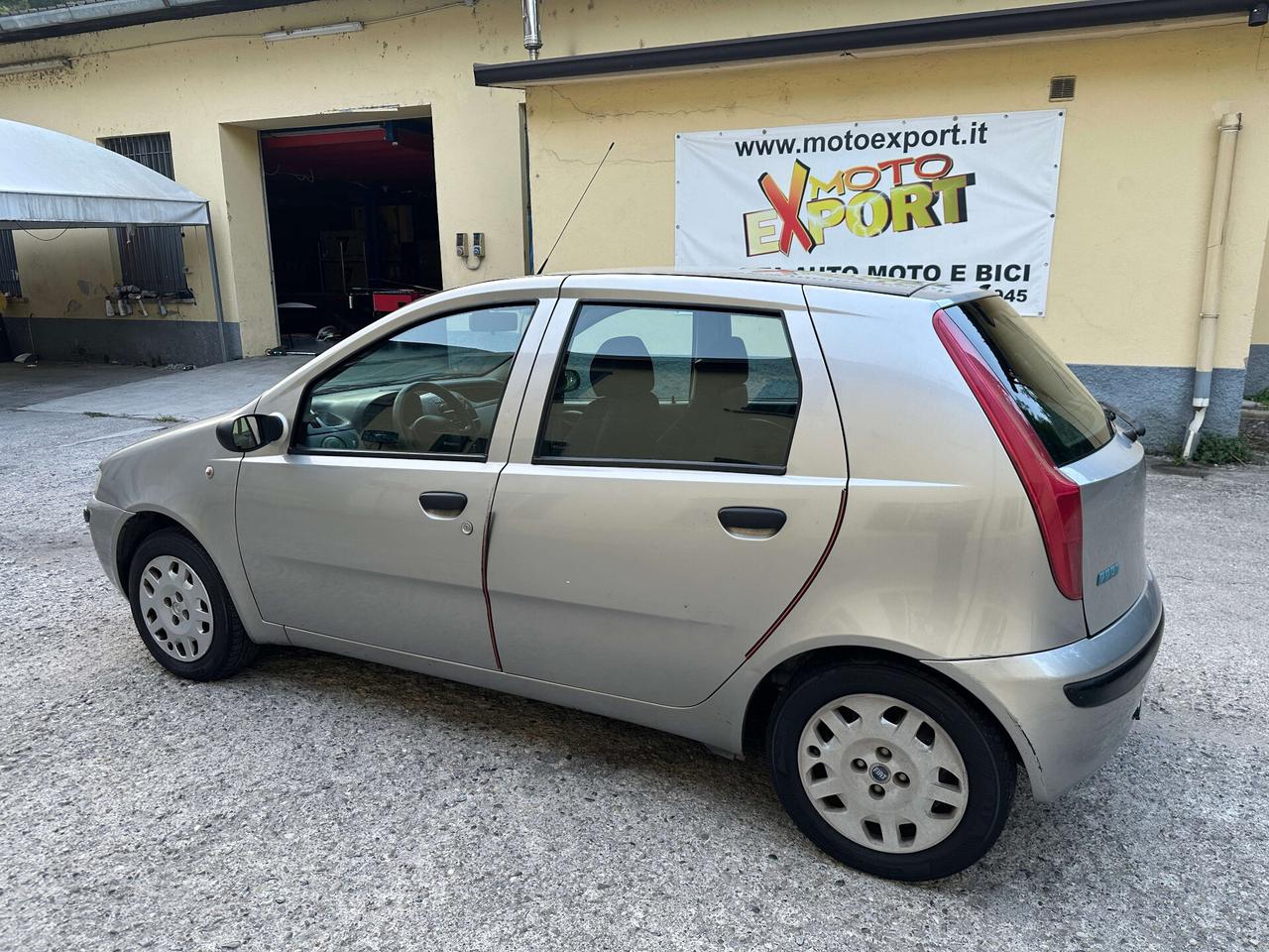 Fiat Punto 1.2i 16V cat 5 porte HLX