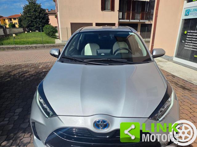 TOYOTA Yaris 1.5 Hybrid CVT Trend