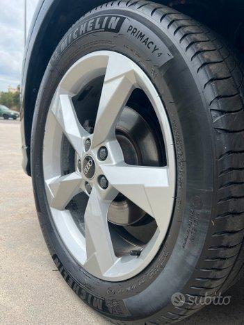 Audi Q3 SPORTBACK 35 TDI S tronic Business Plus 42.000KM