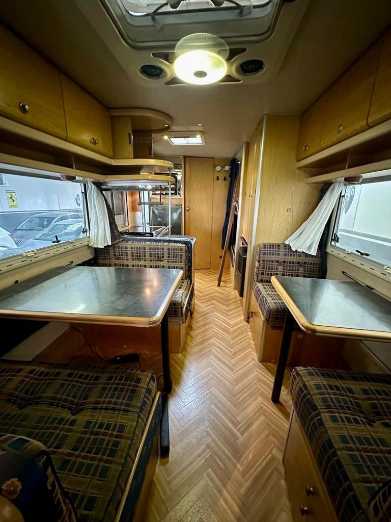 Laika Ecovip daily 2.8 7posti motorhome