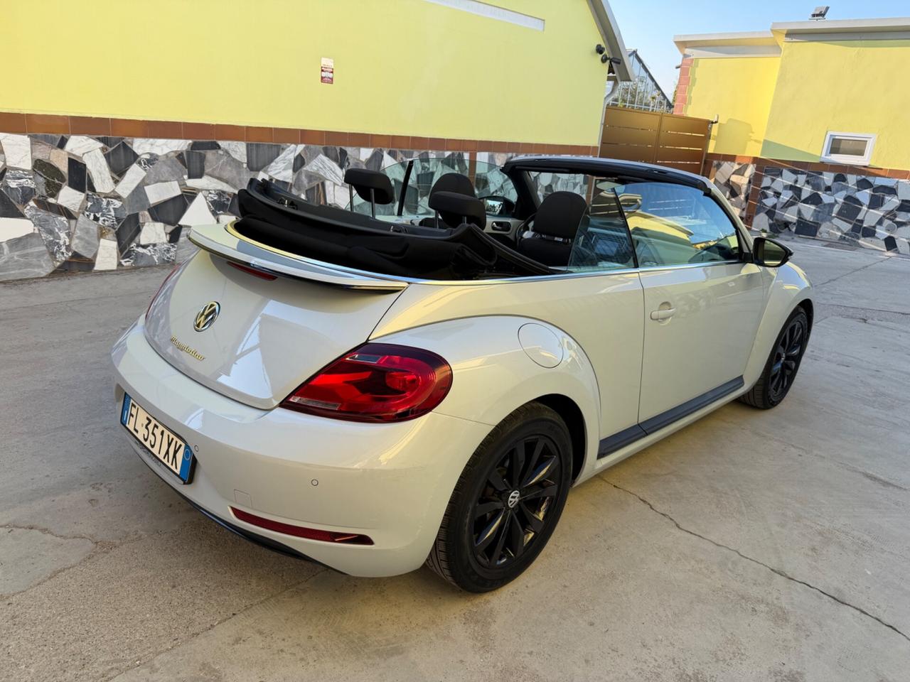Volkswagen Maggiolino Cabrio 1.2 TSI color Gesso