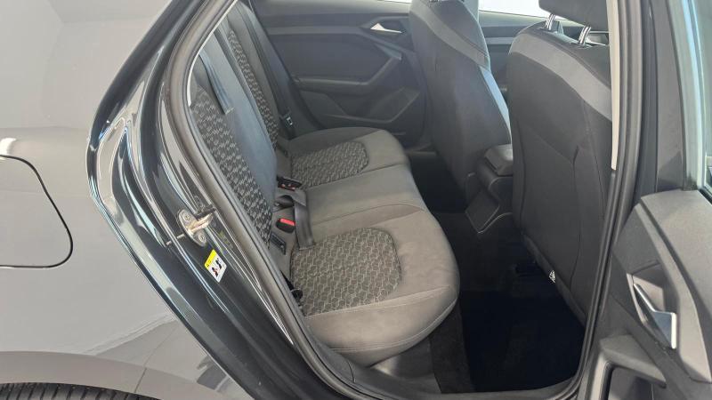 Audi A1 Sportback 30 1.0 Tfsi Identity Black 110 Cv. S-Tronic