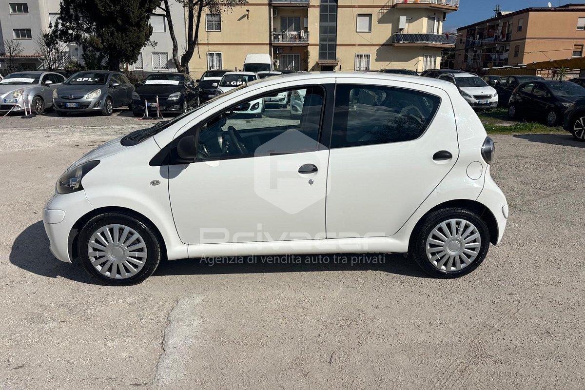 TOYOTA Aygo 1.0 12V VVT-i 5 porte Sol Connect