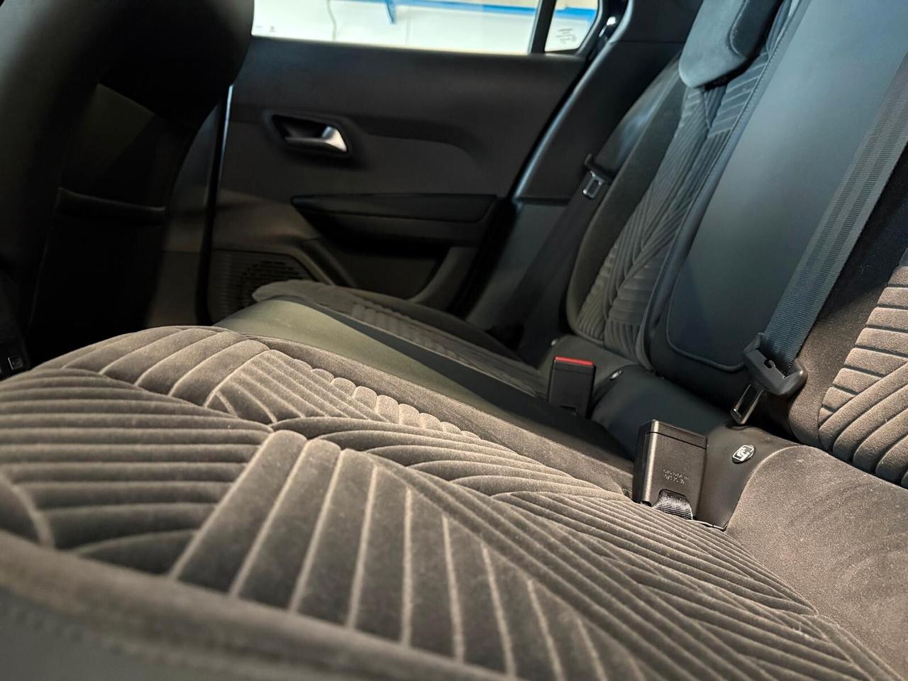 Lancia Ypsilon LX Hybrid 110 e-DCT SPOTICAR