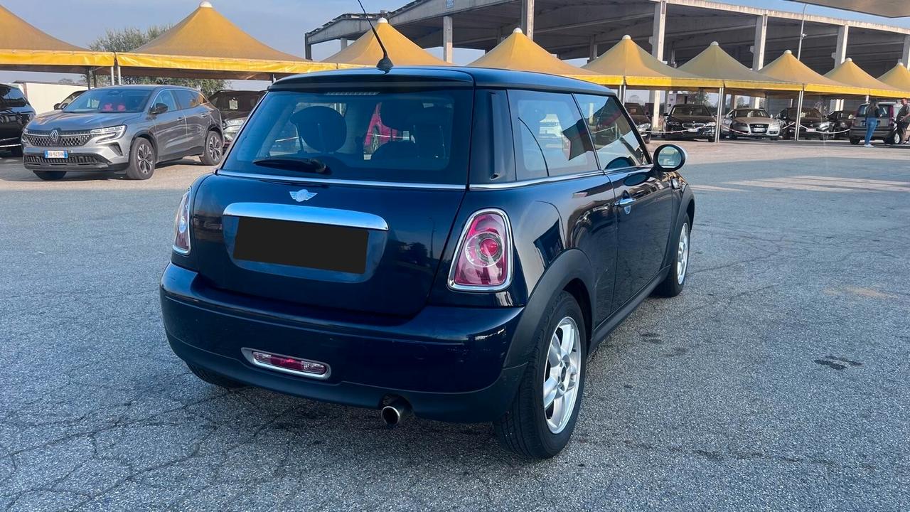 Mini 1.6 16V One (55kW)