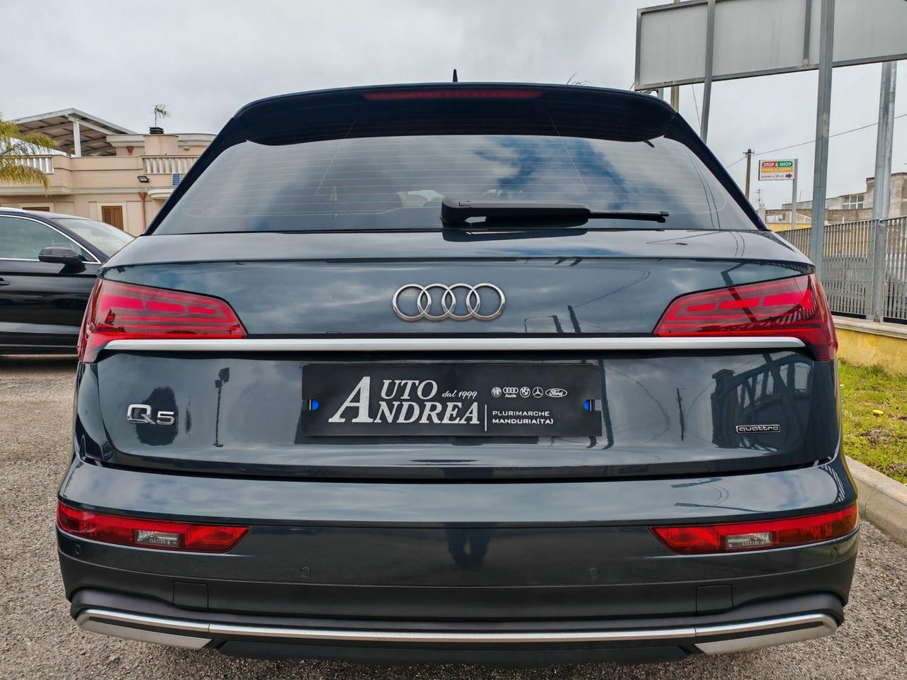 Audi Q5 2.0TDI ibrida full optional 2022