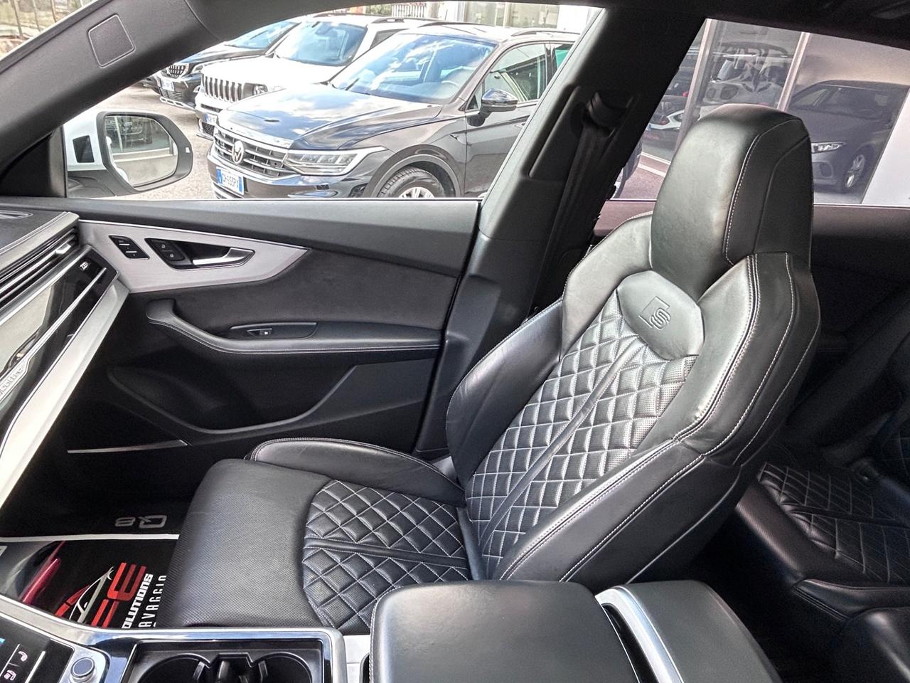 Audi Q8 50 TDI 286 CV quattro S-Line allestimento RS