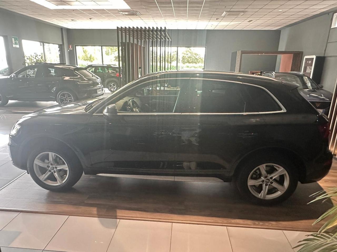Audi Q5 40 TDI 204 CV quattro S tronic Business Sport