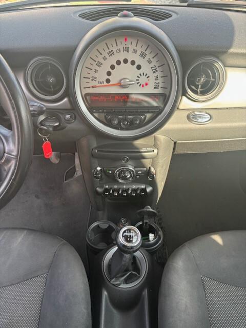 Mini Cooper Clubman Mini 1.6 16V Cooper D Clubman adatta a neopatentati