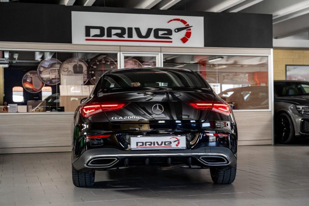 MERCEDES-BENZ CLA 200 d Automatic Premium