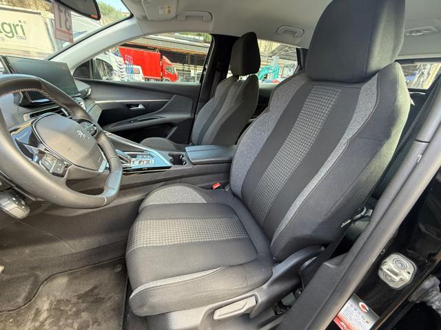 PEUGEOT 3008 BlueHDi 130 S&S EAT8 Active Business