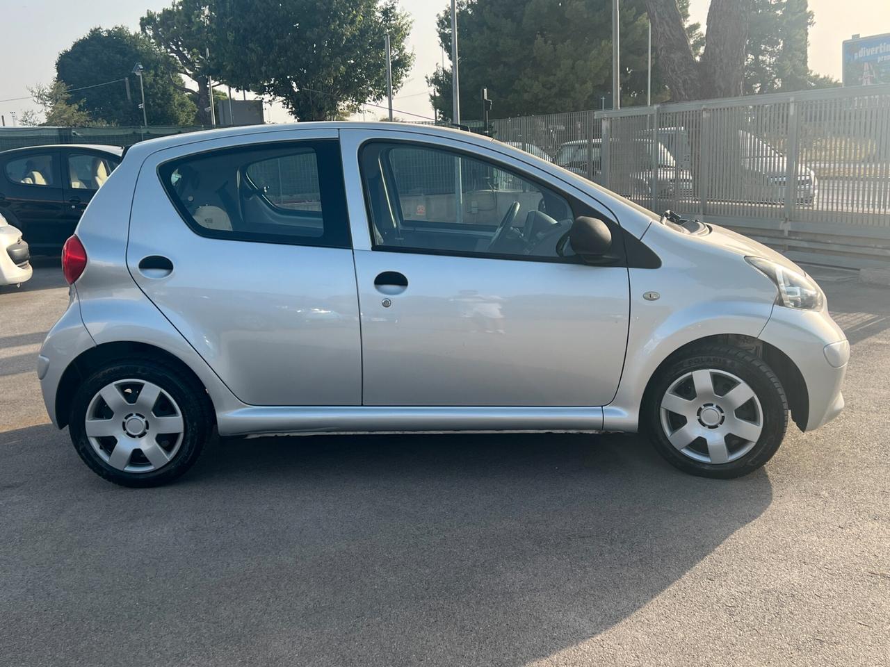 Toyota Aygo 1.0Now 1PROPRIETARIO TAGLIANDATA